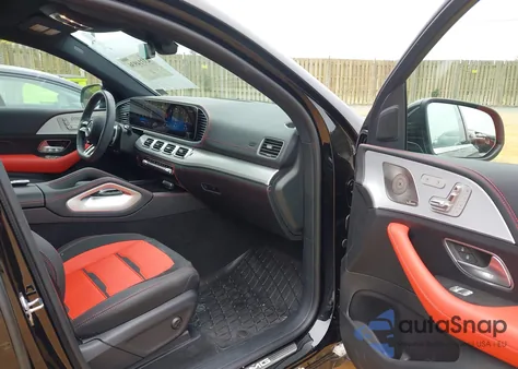 2024 Mercedes-Benz Amg Gle 53 Coupe 4Matic+ z USA, uszkodzony, nr VIN 4JGFD6BB4RB184775